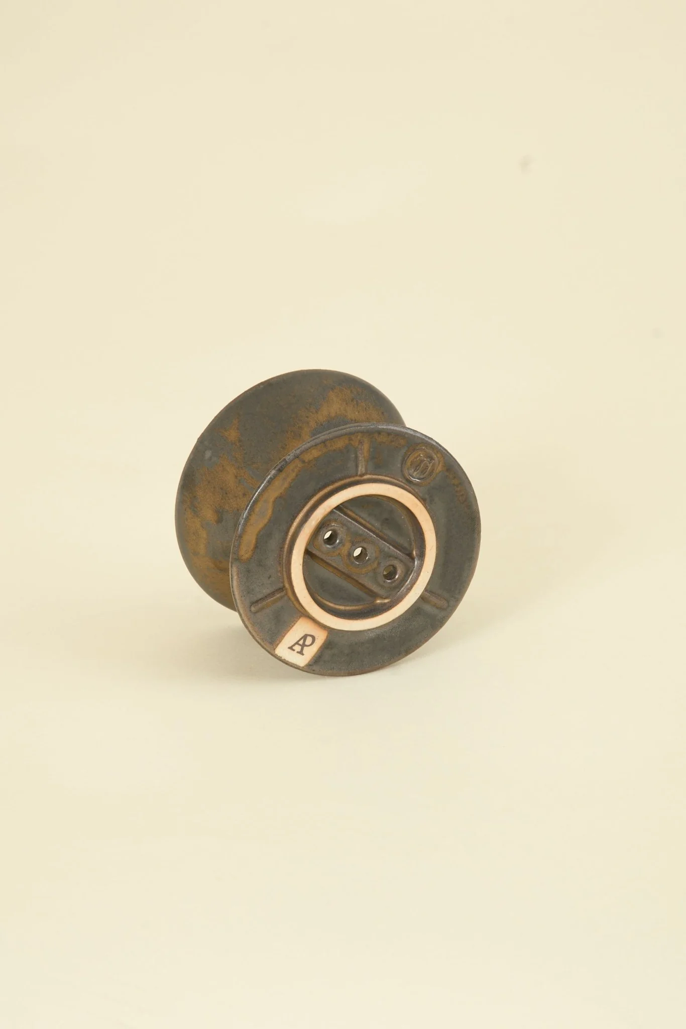 CHIPS Inc. Ancient Pottery Coffee Dripper - Brass - Image 2