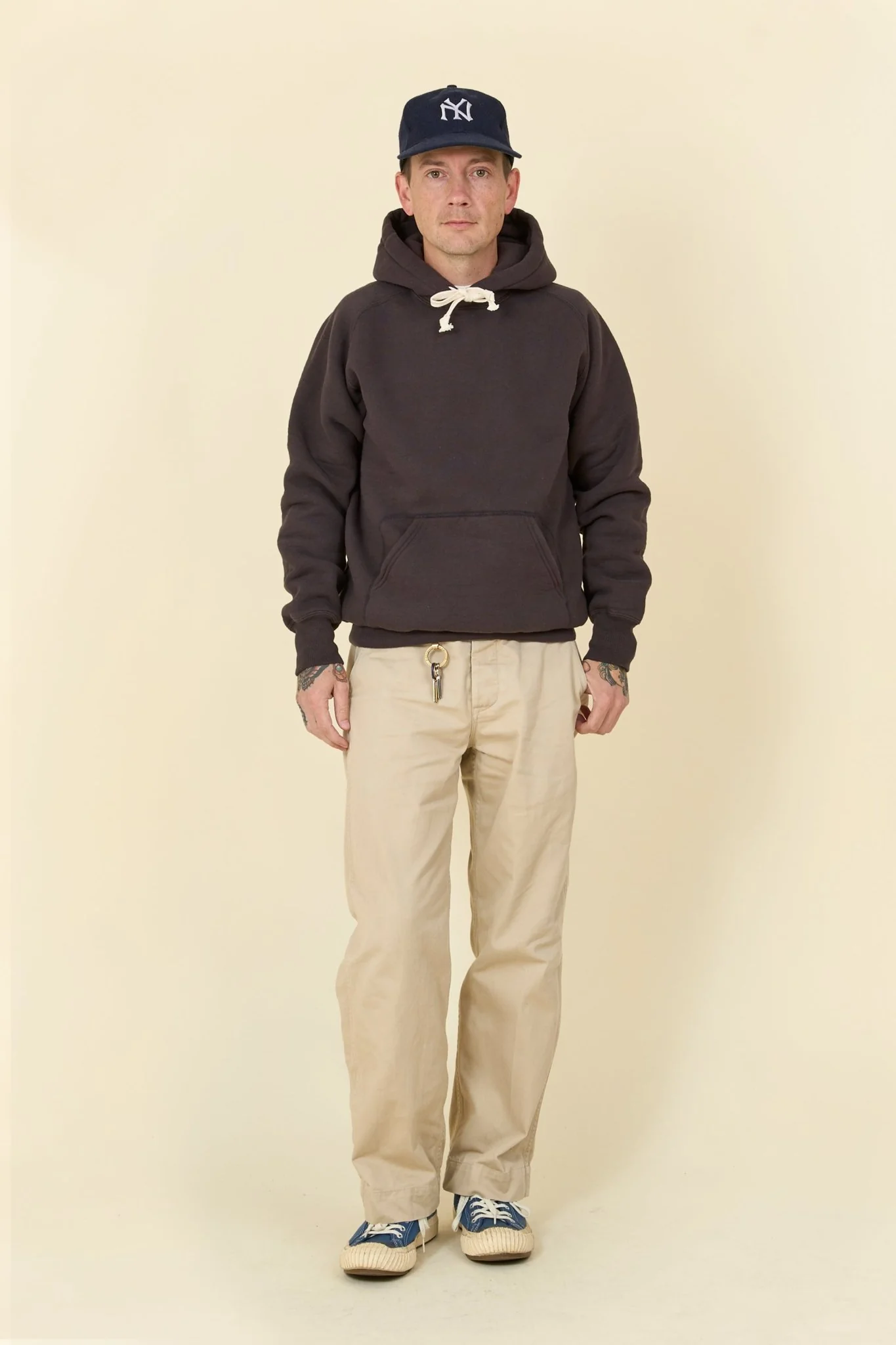 Pherrow's Loopwheel Hooded Raglan Sweatshirt - Sulphur Black - Image 2