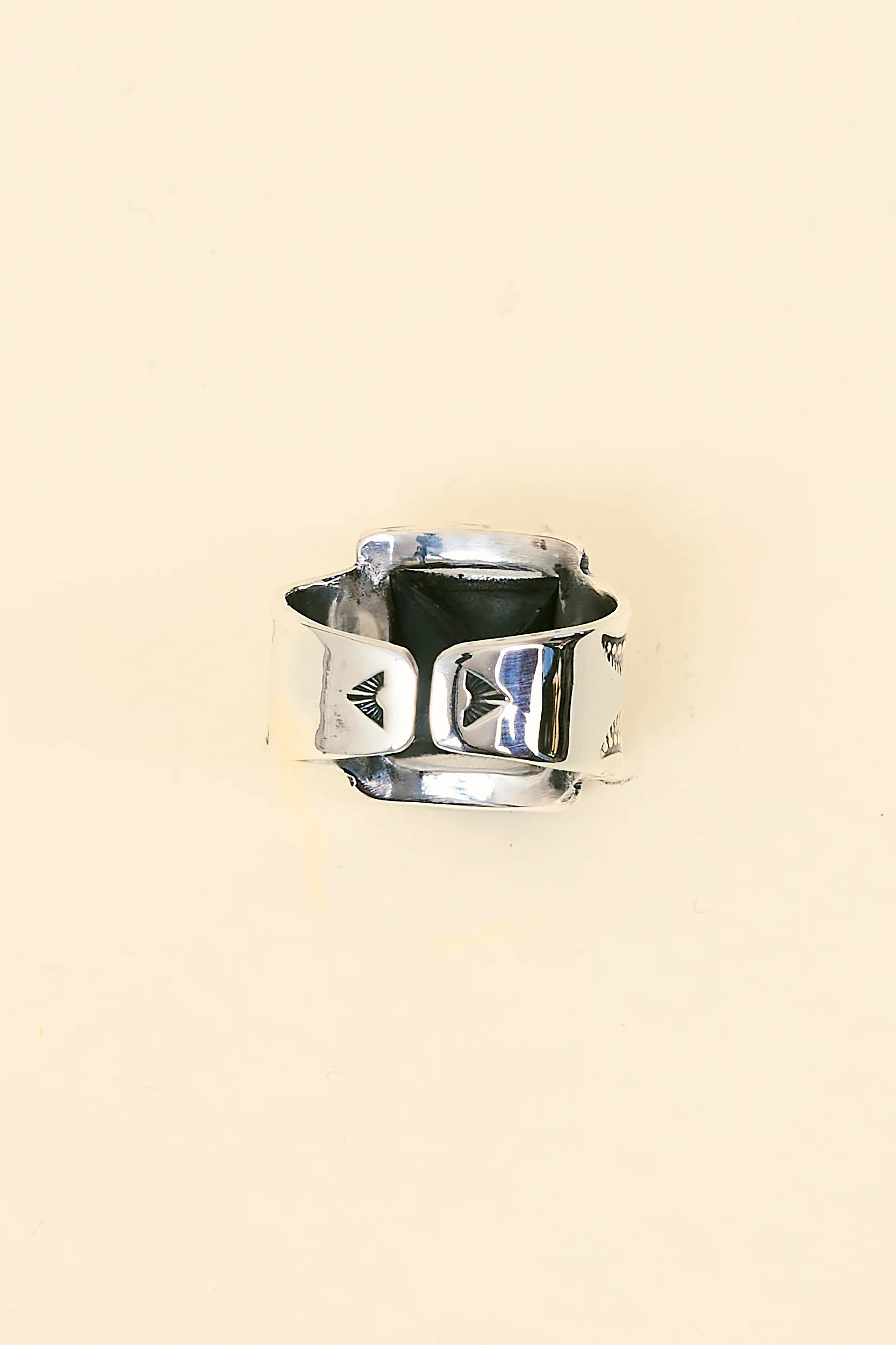 Munqa Pyramid Stud Ring - Image 3