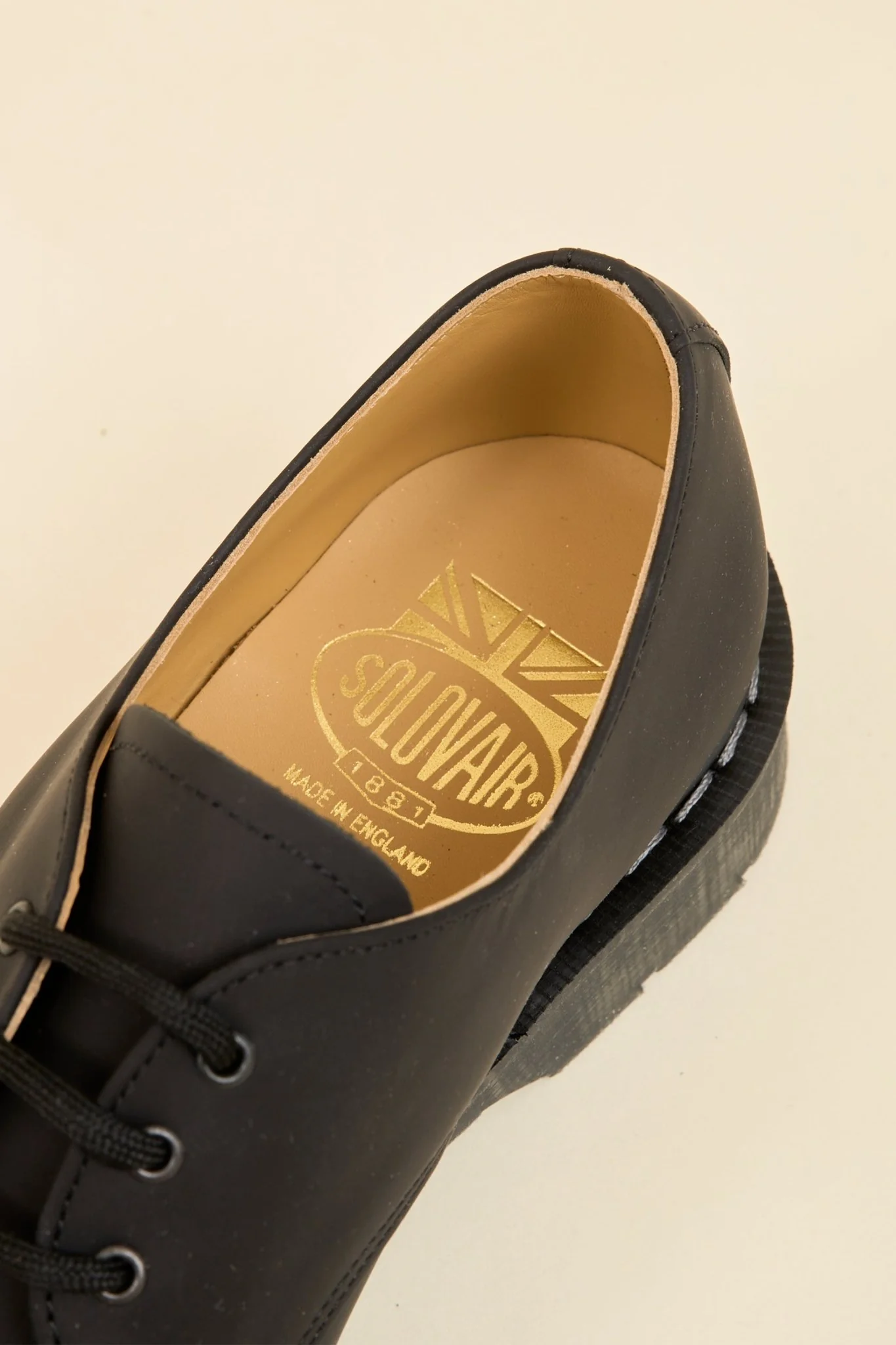 Solovair 3 Eye Gibson Shoe - Black Greasy - Image 7