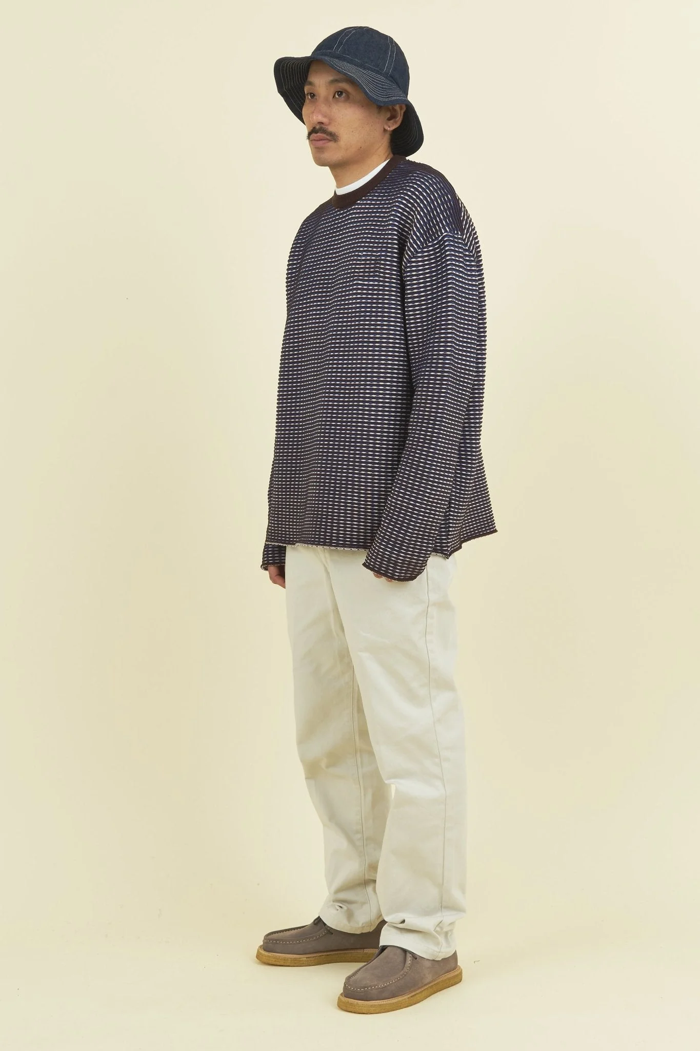 TENBOX Chameleon Reversible Sweater - Blue / Pink / Brown - Image 4